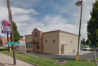 Taco Bell, 16 N 9th Ave