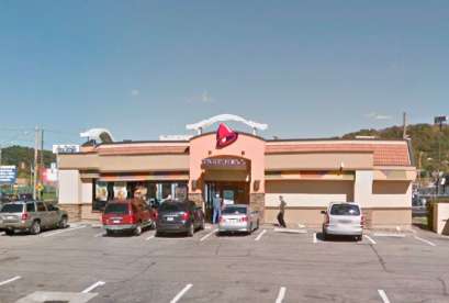 Taco Bell, 1664 3rd Ave