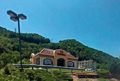 Taco Bell, 212 Riverview Ave