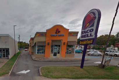 Taco Bell, 301 MacCorkle Ave