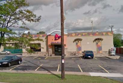 Taco Bell, 433 Division St