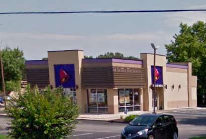 Taco Bell, 5195 Shore Dr