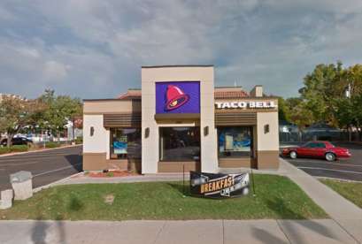 Taco Bell, 5560 N Port Washington Rd