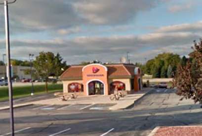Taco Bell, 588 Falls Rd