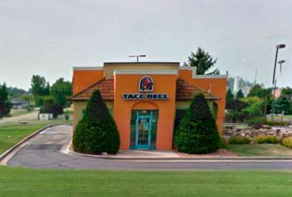 Taco Bell, 606 W 8th St