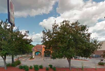 Taco Bell, 6268 S 27th St