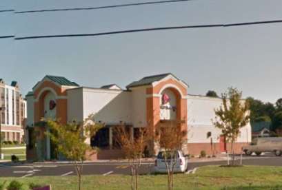 Taco Bell, 630 E Hundred Rd