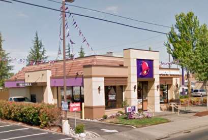 Taco Bell, 702 S Meridian