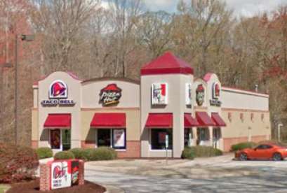 Taco Bell, 8 Victory Blvd