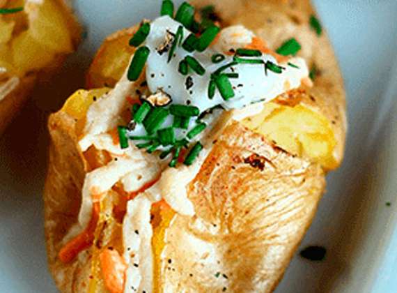 Baked potatoes with cheese