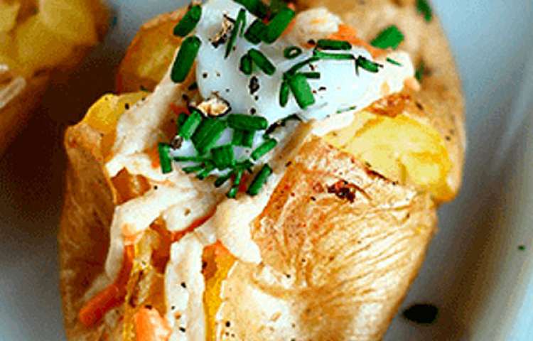 Baked potatoes with cheese