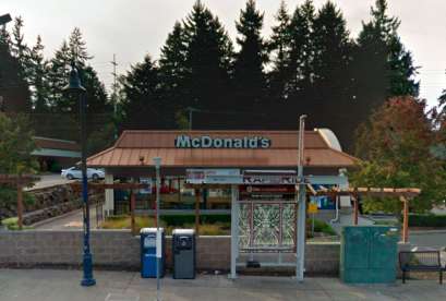 McDonald's, 15201 Aurora Ave N