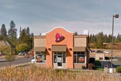 Taco Bell, 2626 1st St
