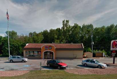Taco Bell, N96W17802 County Line Rd