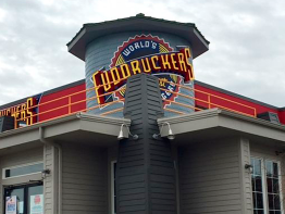 Fuddruckers restaurant