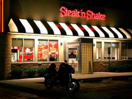 Steak 'n Shake Restaurant
