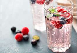 Low- or No-Calorie Drinks That Won't Sabotage Your Diet
