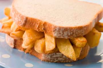 How to eat chip butties