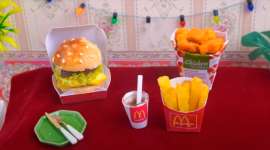 Easy Fast Food: Miniature McDonald's Meal